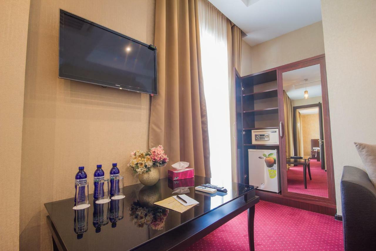 Marionn Hotel Tbilisi Esterno foto